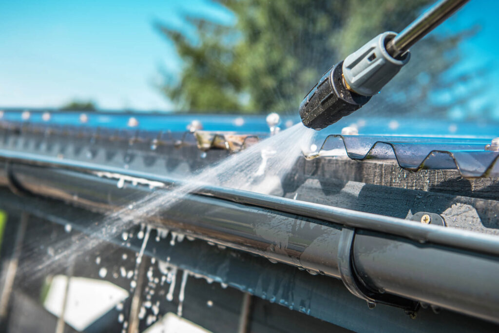 Gutter Cleaning & Installation Franchise Opportunities